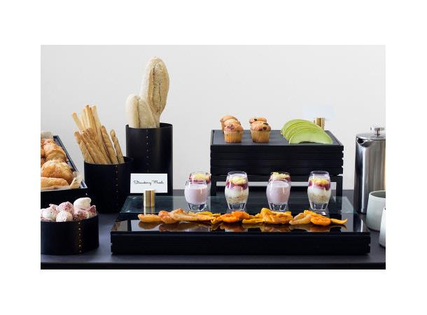 FLOW Black fat GN1/1-80 SORT ASK L:530mm B:325mm H:80mm