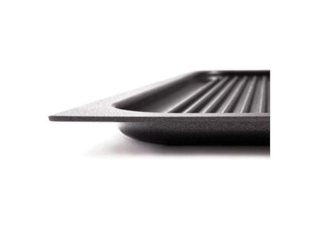 Stekefat i støpt aluminium GN 1/1 -25 Antistick coating,med grillribber