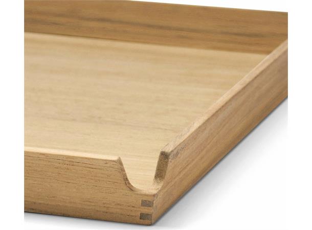 Brett i teak AIRY 37x47cm m/skinninnlegg Teak brett m/linfarget skinn