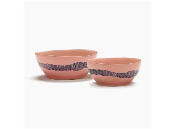 FEAST dyp skål S Ø:160/H:75mm, 80cl Dekor: Pink Stripes Blue