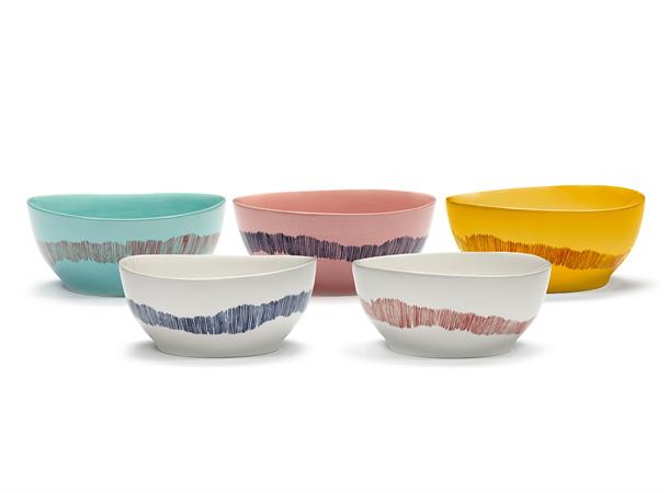 FEAST dyp skål S Ø:160/H:75mm, 80cl Dekor: Pink Stripes Blue