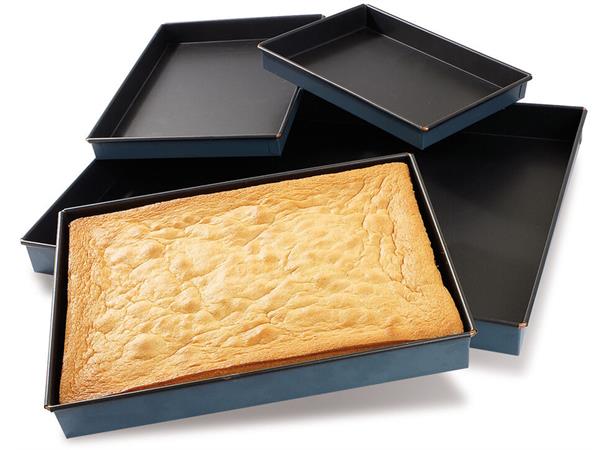 Bakeform 400x300x50mm non- stick coating