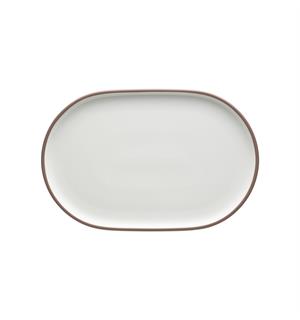 SHIRO tallerken oval 230x160mm Dekor: Hvit med ytterlinje i kobber 