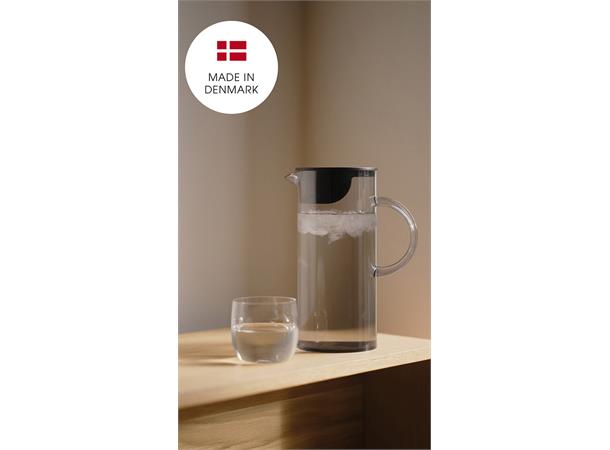STELTON EM77 vannmugge i plast 1,5ltr Smoke